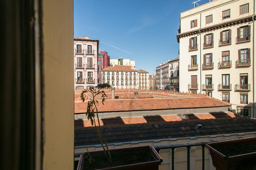 Hostal Abaaly Madrid Luaran gambar