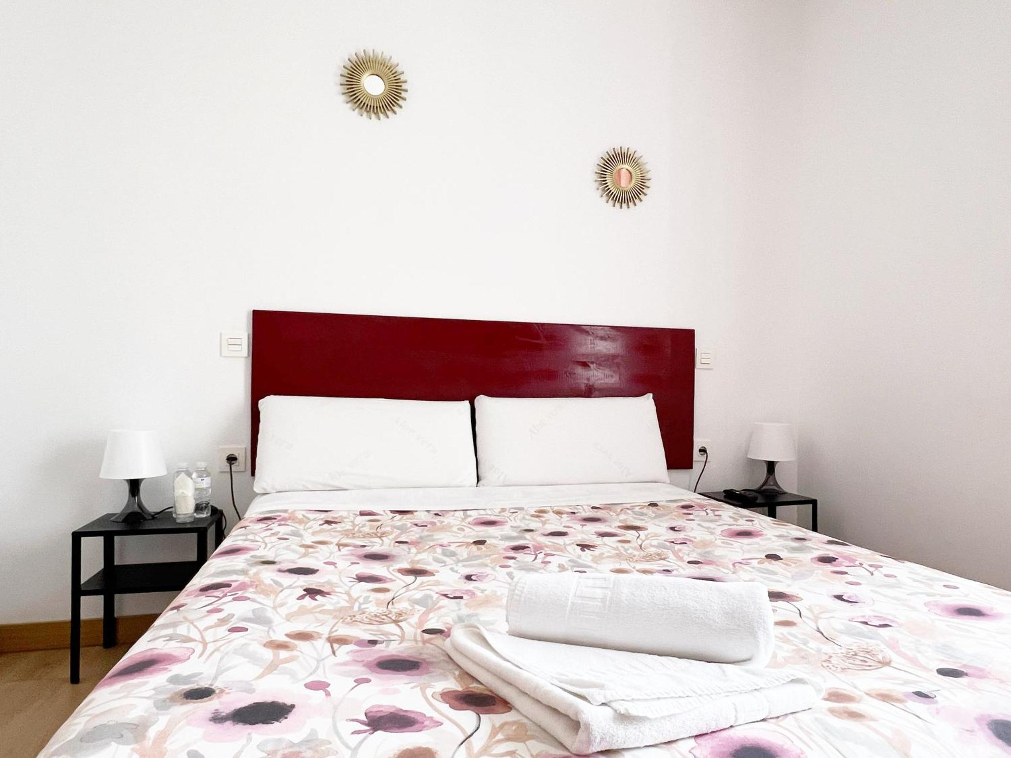 Hostal Abaaly Madrid Luaran gambar